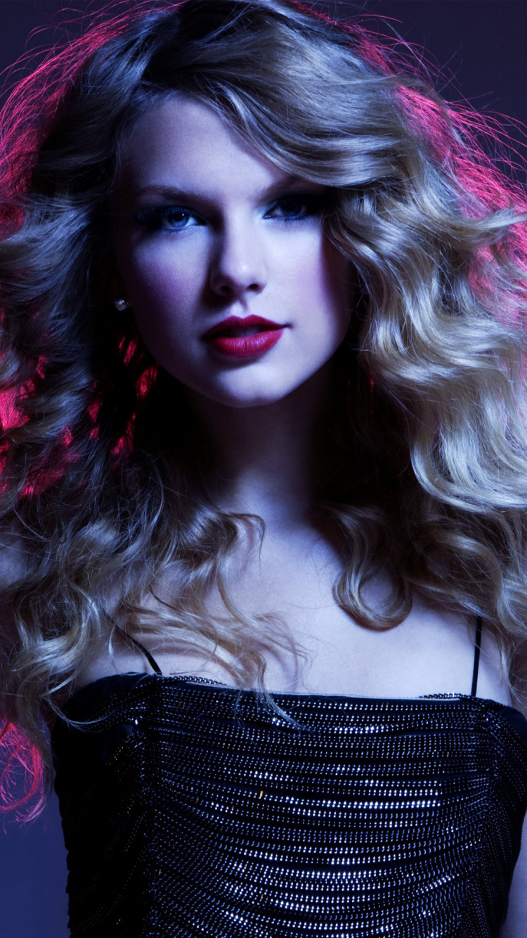 Taylor Swift, Cabello, Belleza, Peinado, Morado. Wallpaper in 750x1334 Resolution
