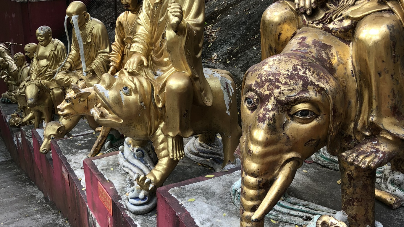 Statue, Stone Carving, Head, Body of Water, Human. Wallpaper in 1366x768 Resolution