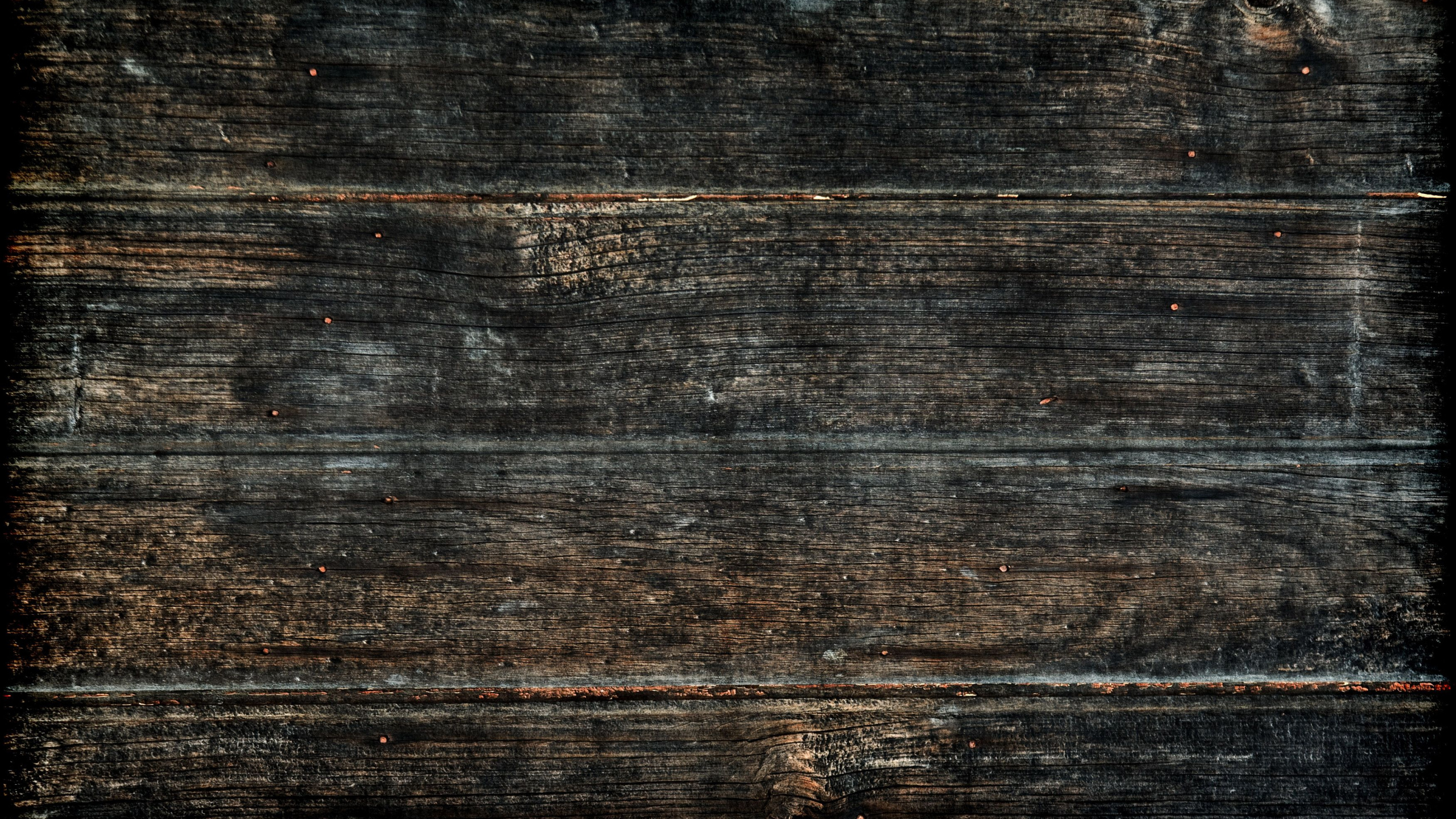 Surface en Bois Marron et Noir. Wallpaper in 2560x1440 Resolution