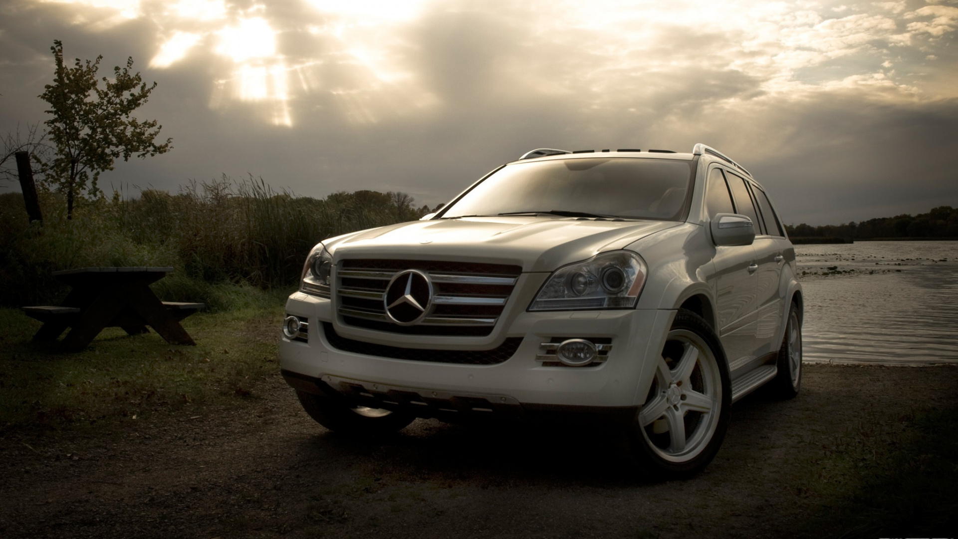 White Mercedes Benz Suv on Road During Daytime. Wallpaper in 1920x1080 Resolution