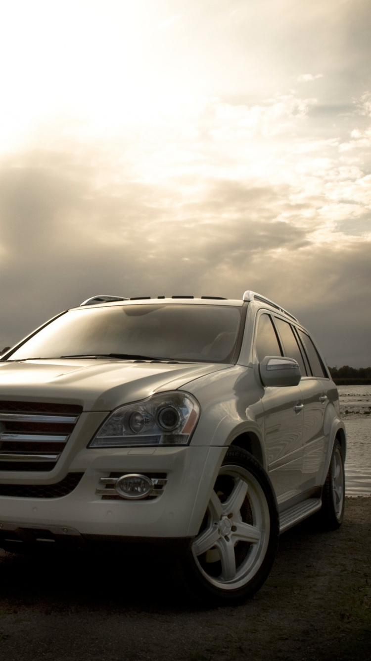 White Mercedes Benz Suv on Road During Daytime. Wallpaper in 750x1334 Resolution