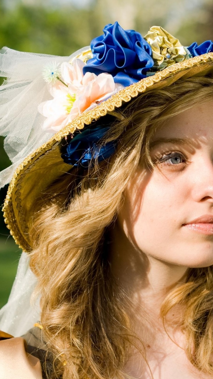 Hair, Headpiece, Hat, Fashion Accessory, Headgear. Wallpaper in 720x1280 Resolution