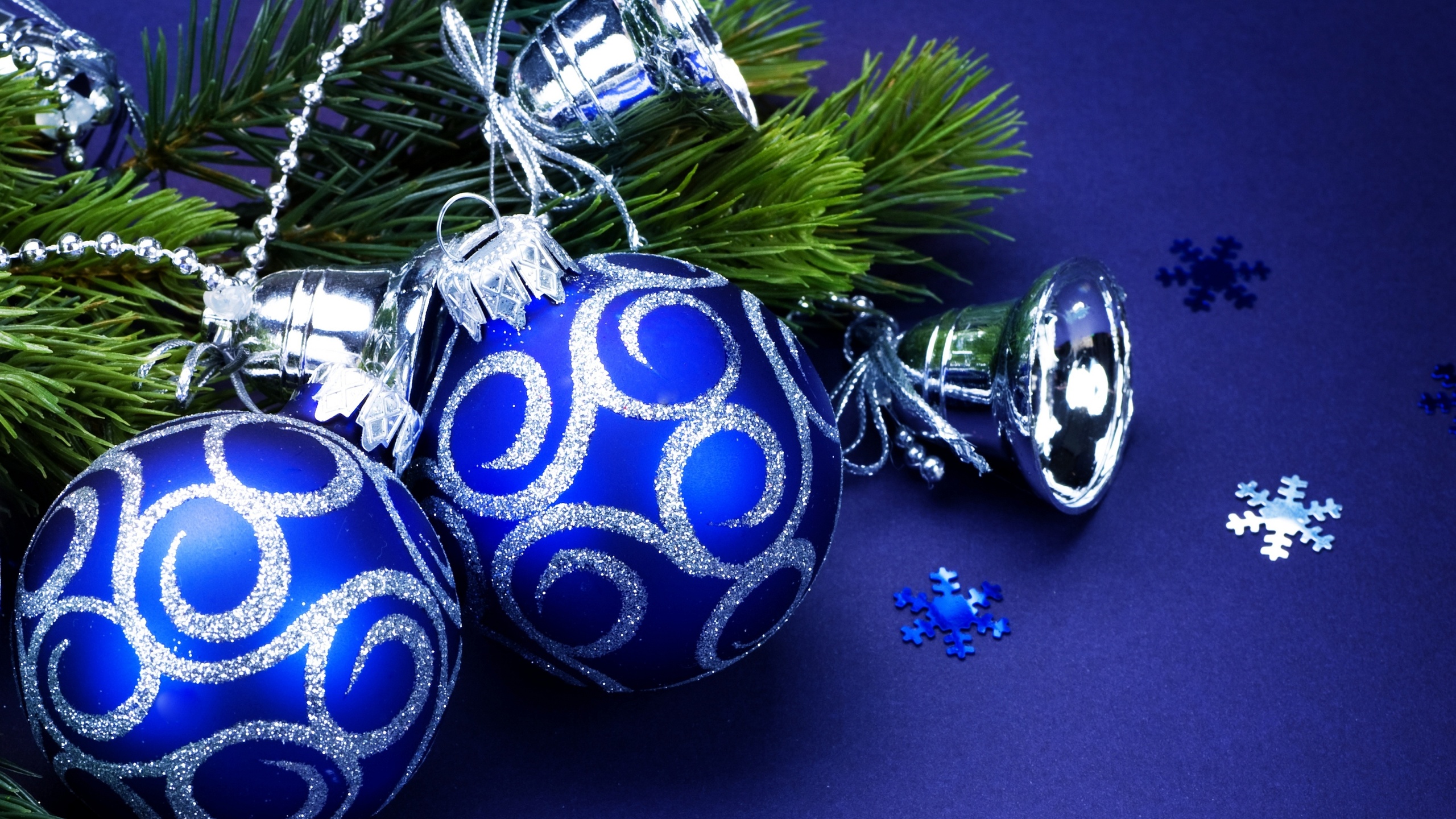 El Día De Navidad, Azul, Adorno de Navidad, Azul Cobalto, Decoración de la Navidad. Wallpaper in 2560x1440 Resolution