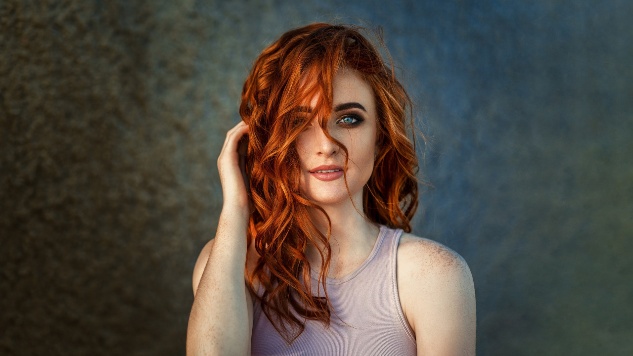 el Pelo Rojo, Cabello, Belleza, Azul, Rojo. Wallpaper in 1280x720 Resolution