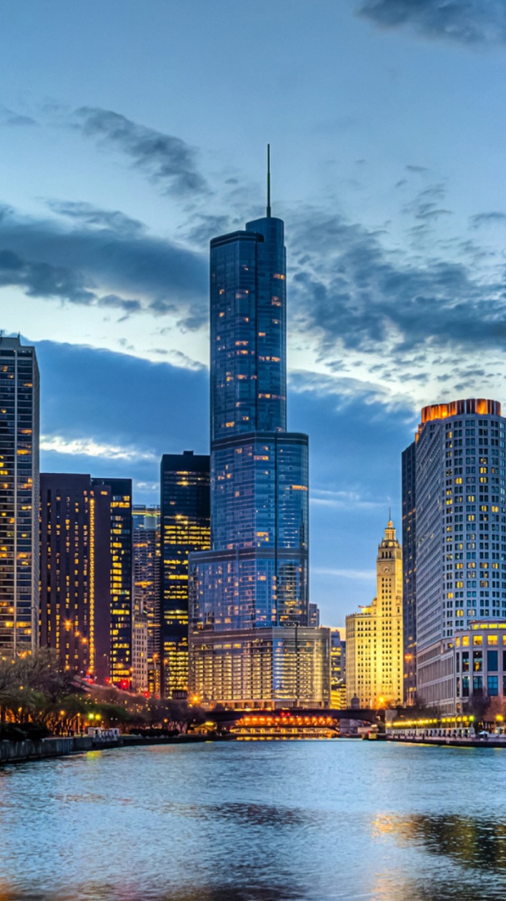 Skyline Der Stadt Bei Nacht Night. Wallpaper in 720x1280 Resolution
