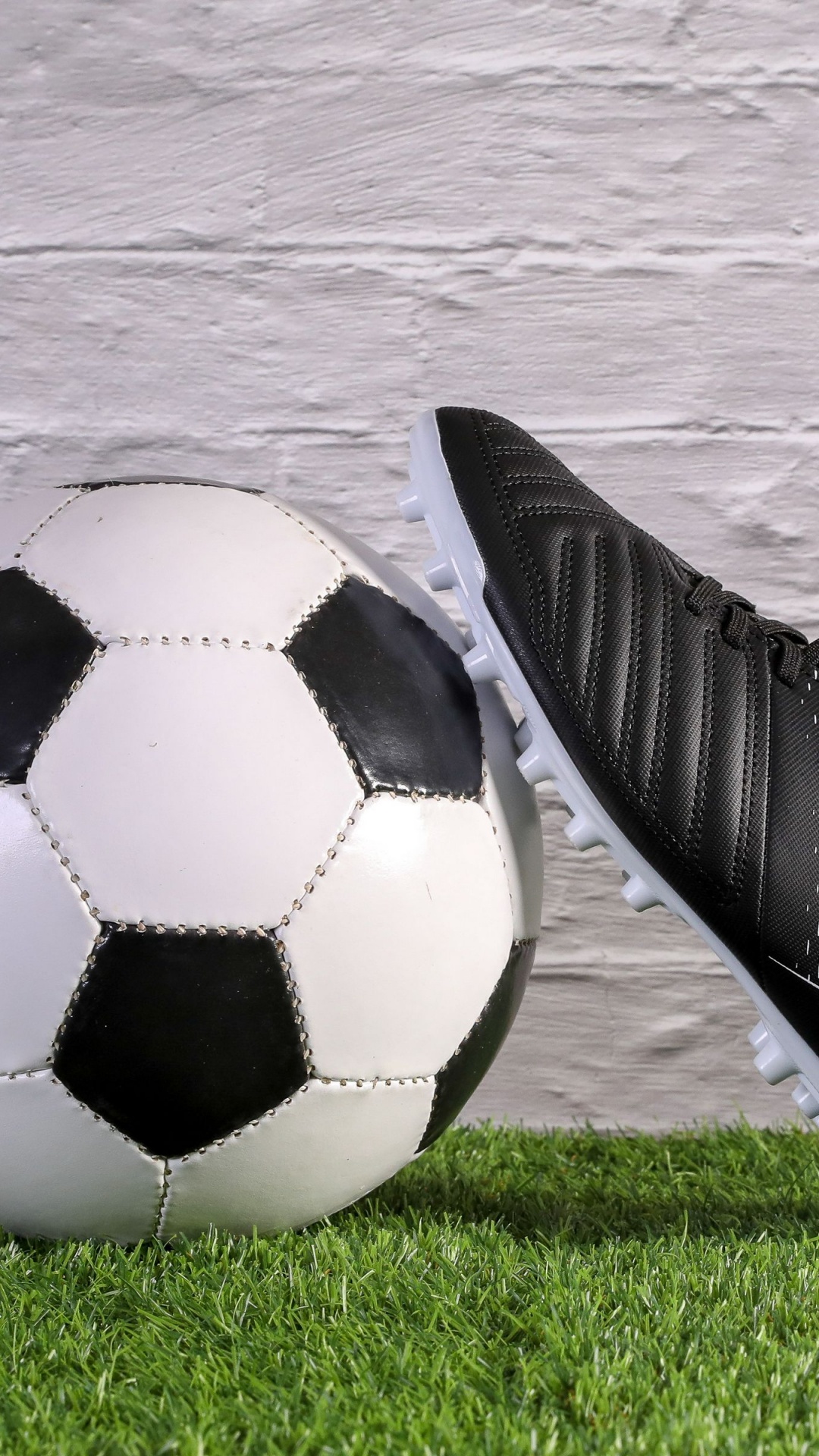 Grass, Premier League, Juventus f c, Ball, fc Barcelona. Wallpaper in 1080x1920 Resolution