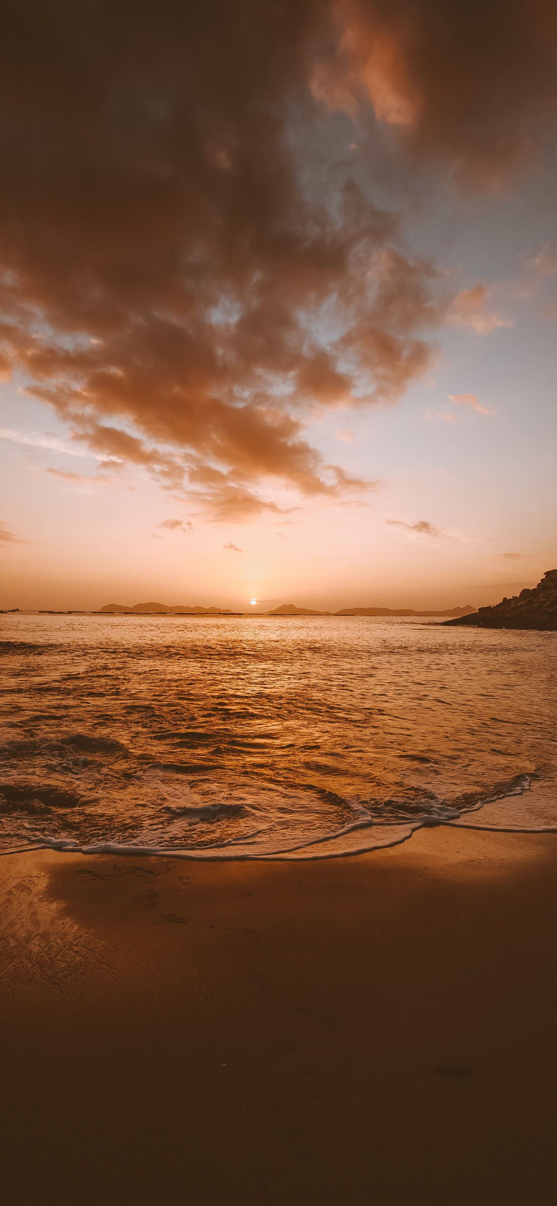 Cloud, Ocean, Sea, Horizon, Water. Wallpaper in 1125x2436 Resolution