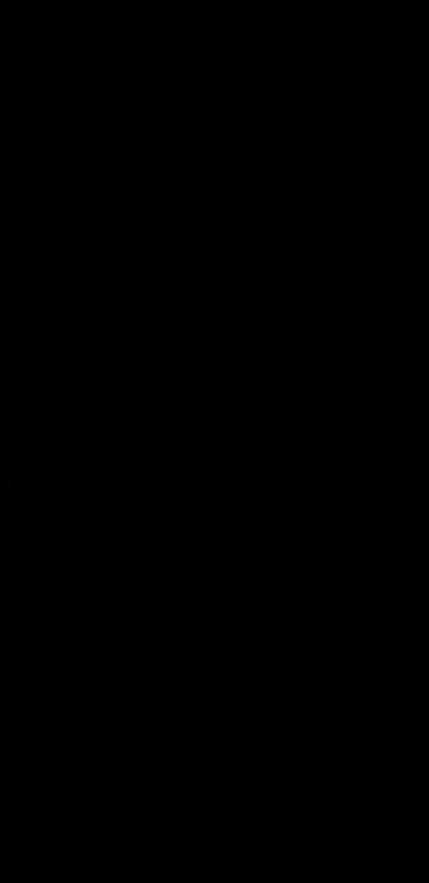 Croissant de Lune Noir et Blanc. Wallpaper in 1440x2960 Resolution