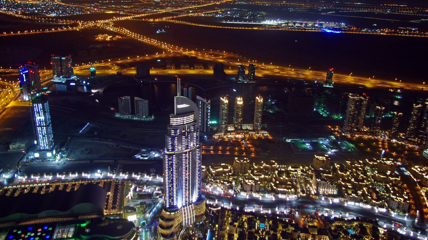 Vista Aérea de la Ciudad Durante la Noche.. Wallpaper in 1366x768 Resolution