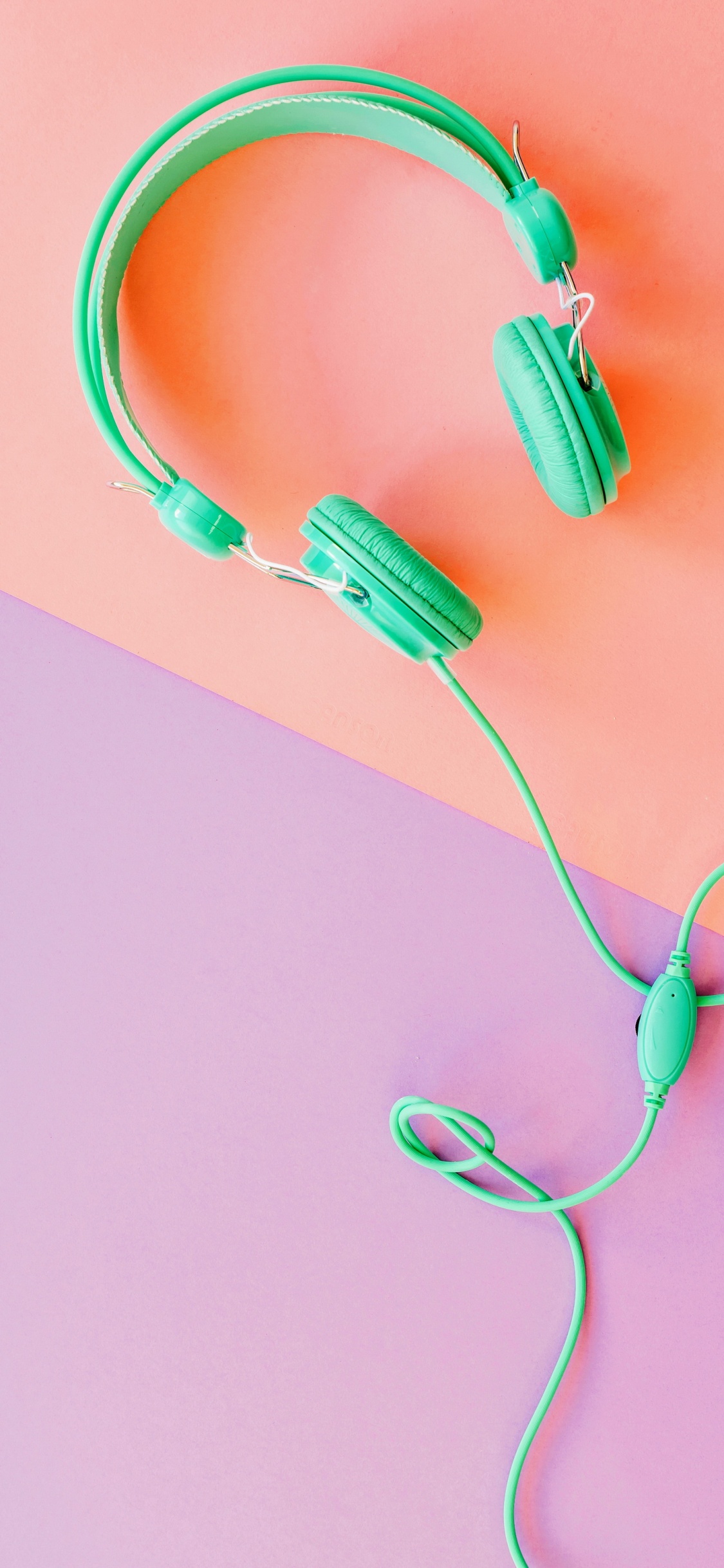 Equipo de Audio, Oido, Gadget, Rosa, Dedo. Wallpaper in 1125x2436 Resolution