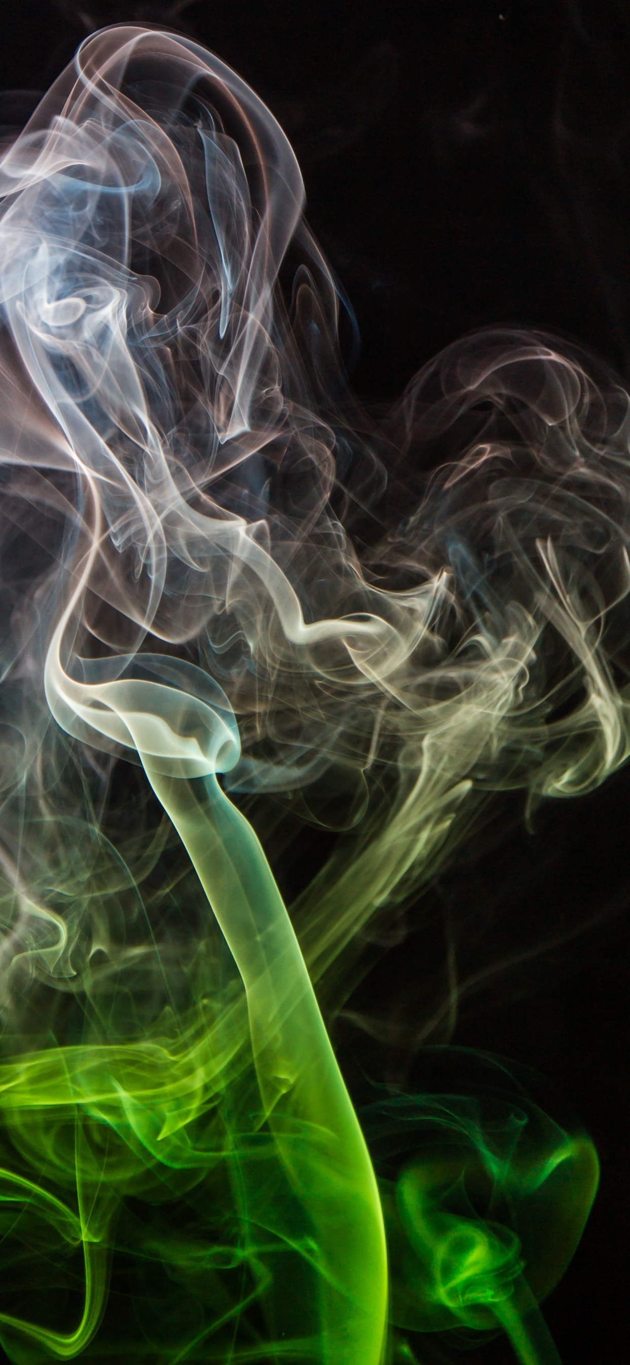 Ilustración de Humo Verde y Azul. Wallpaper in 1242x2688 Resolution