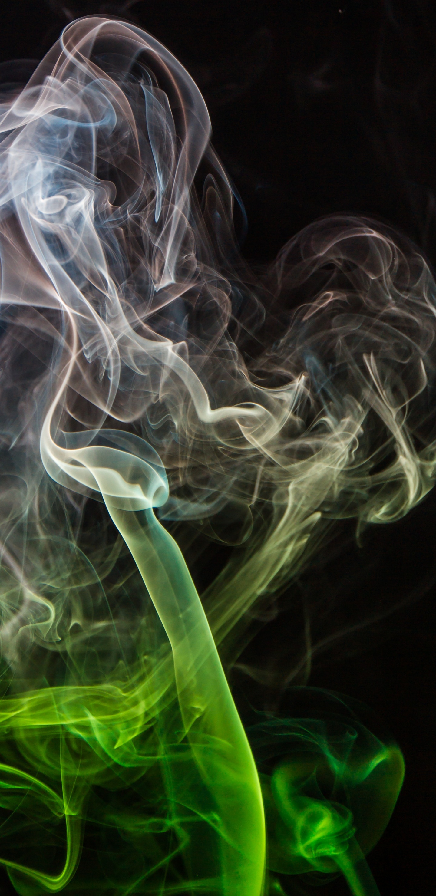 Illustration de Fumée Verte et Bleue. Wallpaper in 1440x2960 Resolution