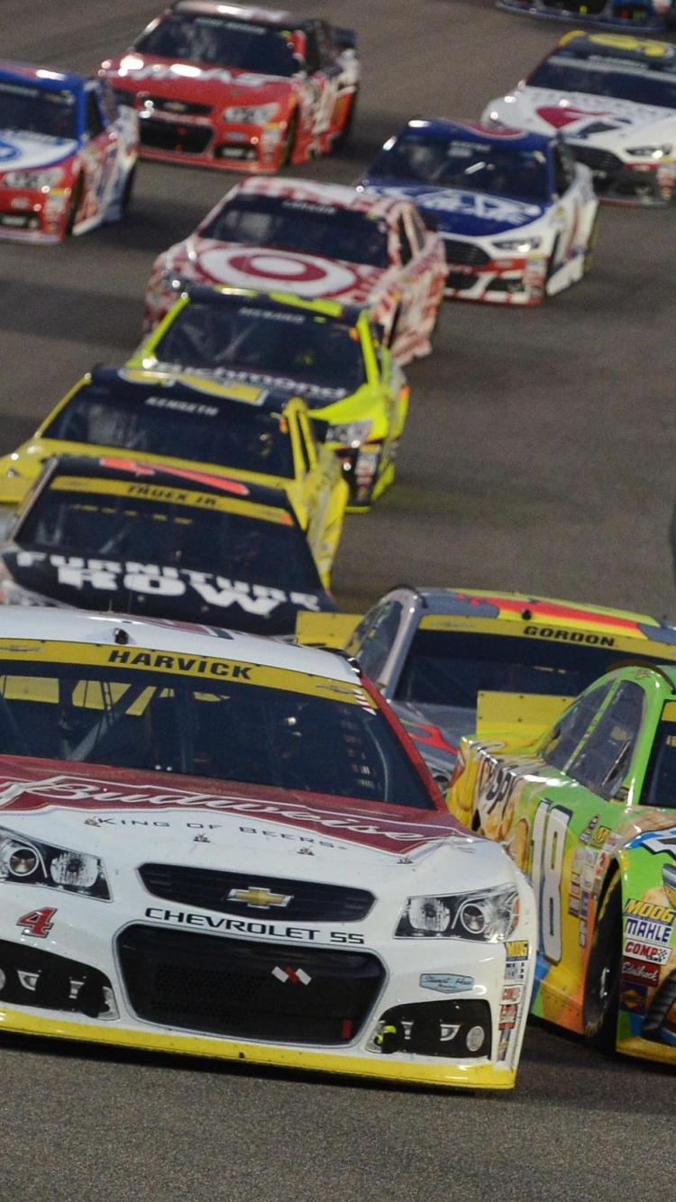 Porsche 911 Blanche et Rouge Sur Route Pendant la Journée. Wallpaper in 750x1334 Resolution