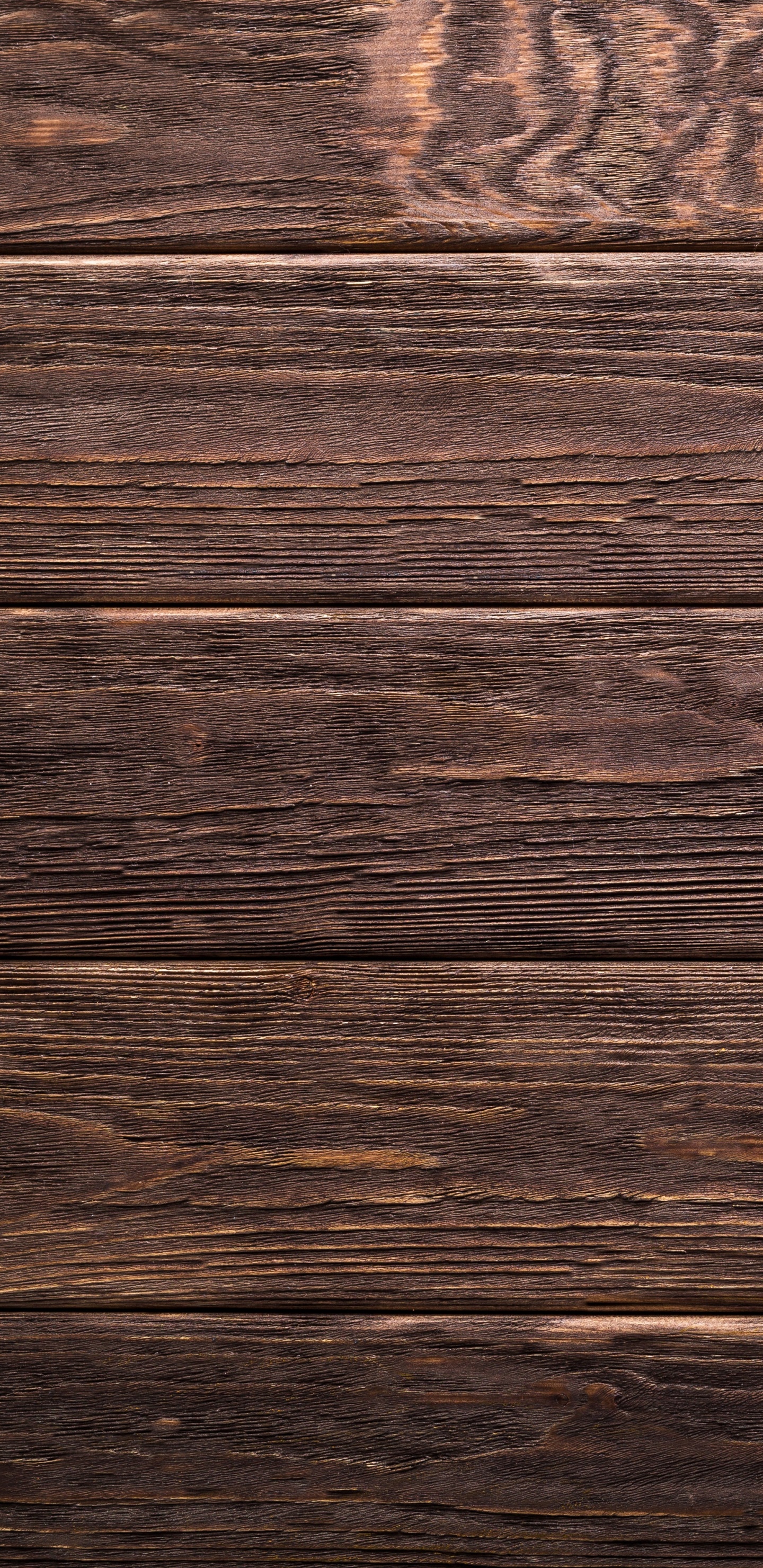 Surface en Bois Marron et Noir. Wallpaper in 1440x2960 Resolution