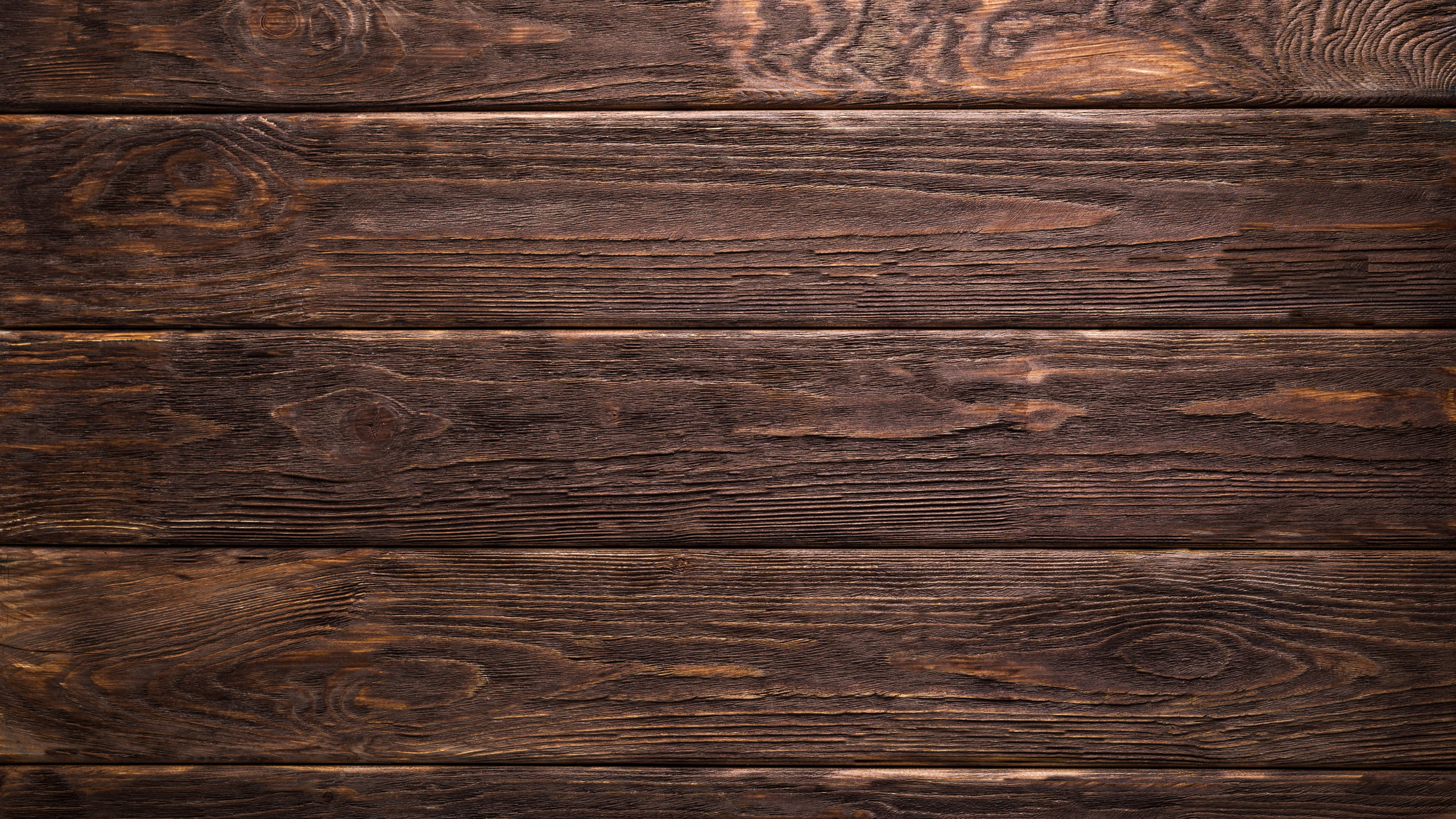 Surface en Bois Marron et Noir. Wallpaper in 2560x1440 Resolution