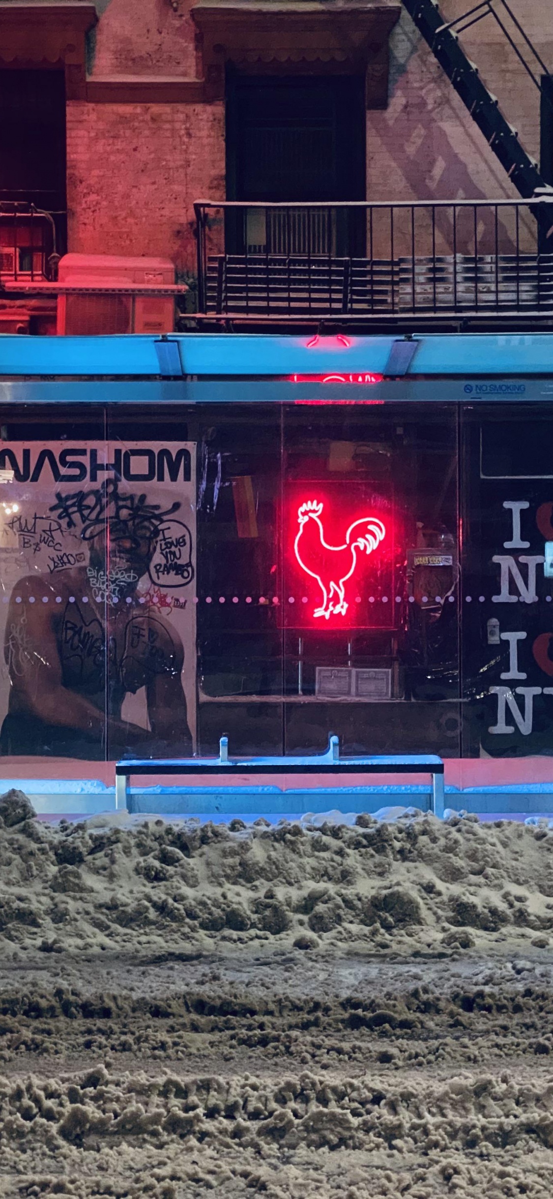 Fenêtre, L'espace Public, Bâtiment, Gaz, Électricité. Wallpaper in 1125x2436 Resolution