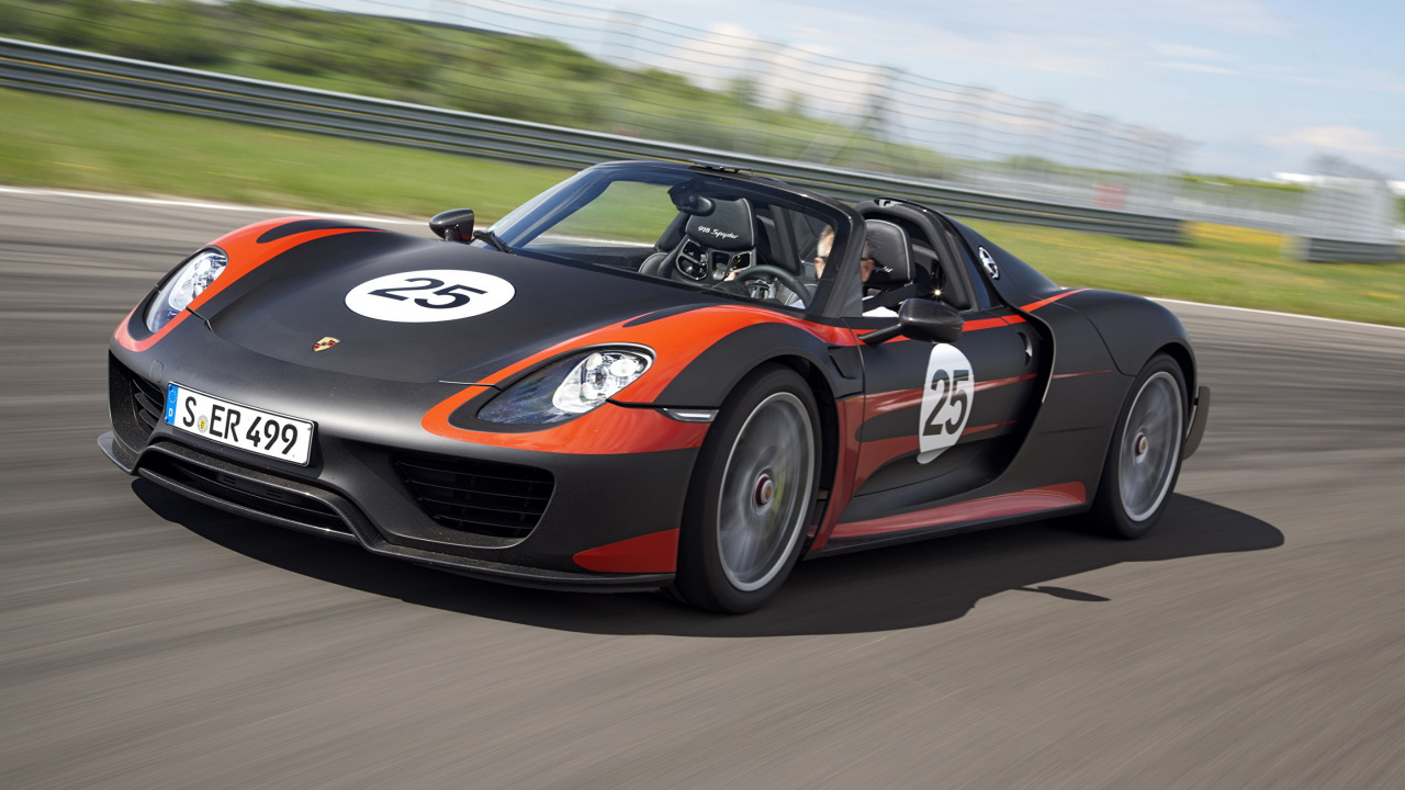 Red and Black Porsche 911 on Road. Wallpaper in 1280x720 Resolution