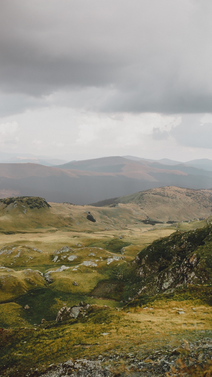 Highland, Mountainous Landforms, Hill, Mountain, Fell. Wallpaper in 720x1280 Resolution