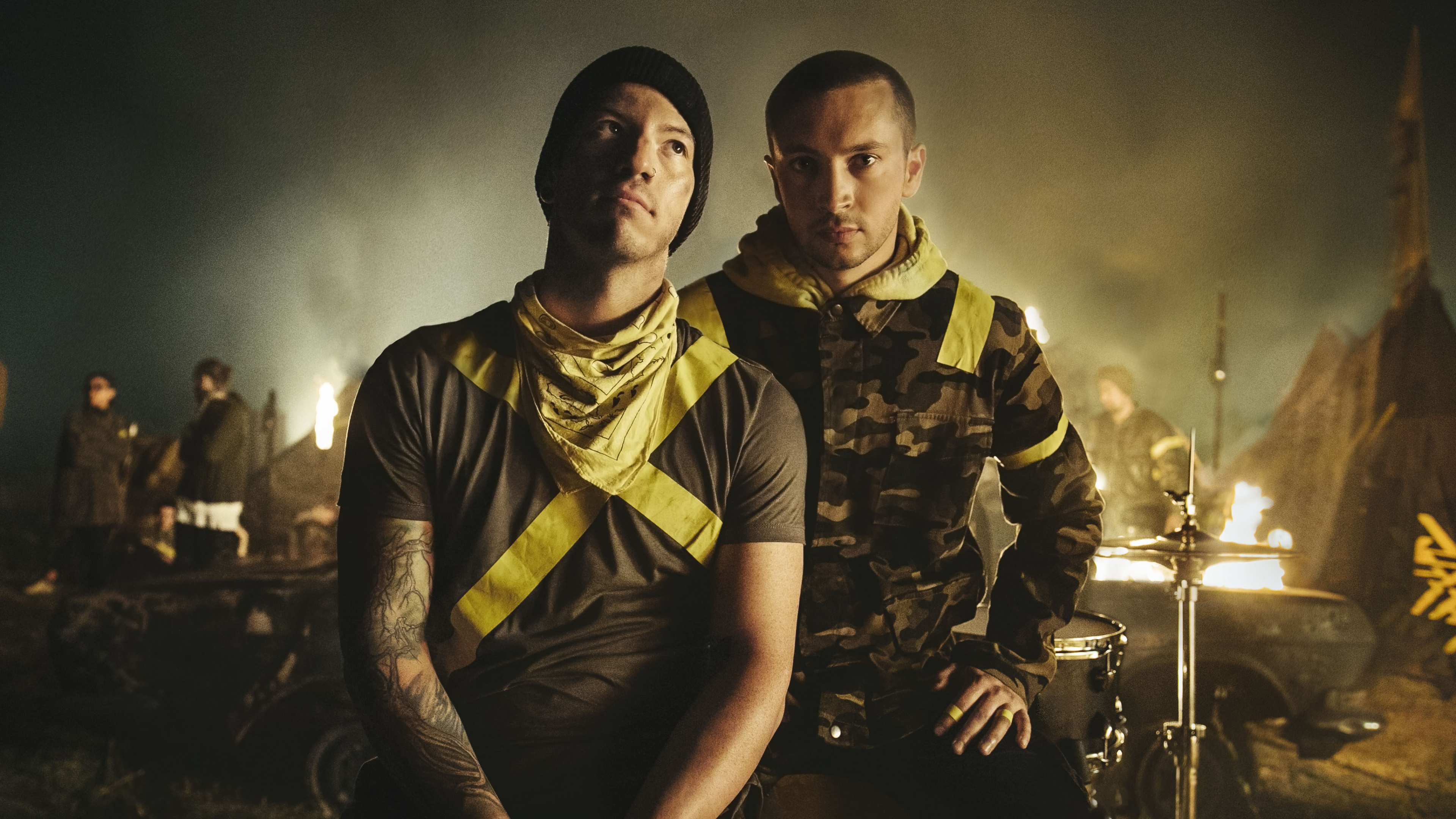 Twenty One Pilots, Trench, The Bandito Tour, Yellow, Night. Wallpaper in 3840x2160 Resolution