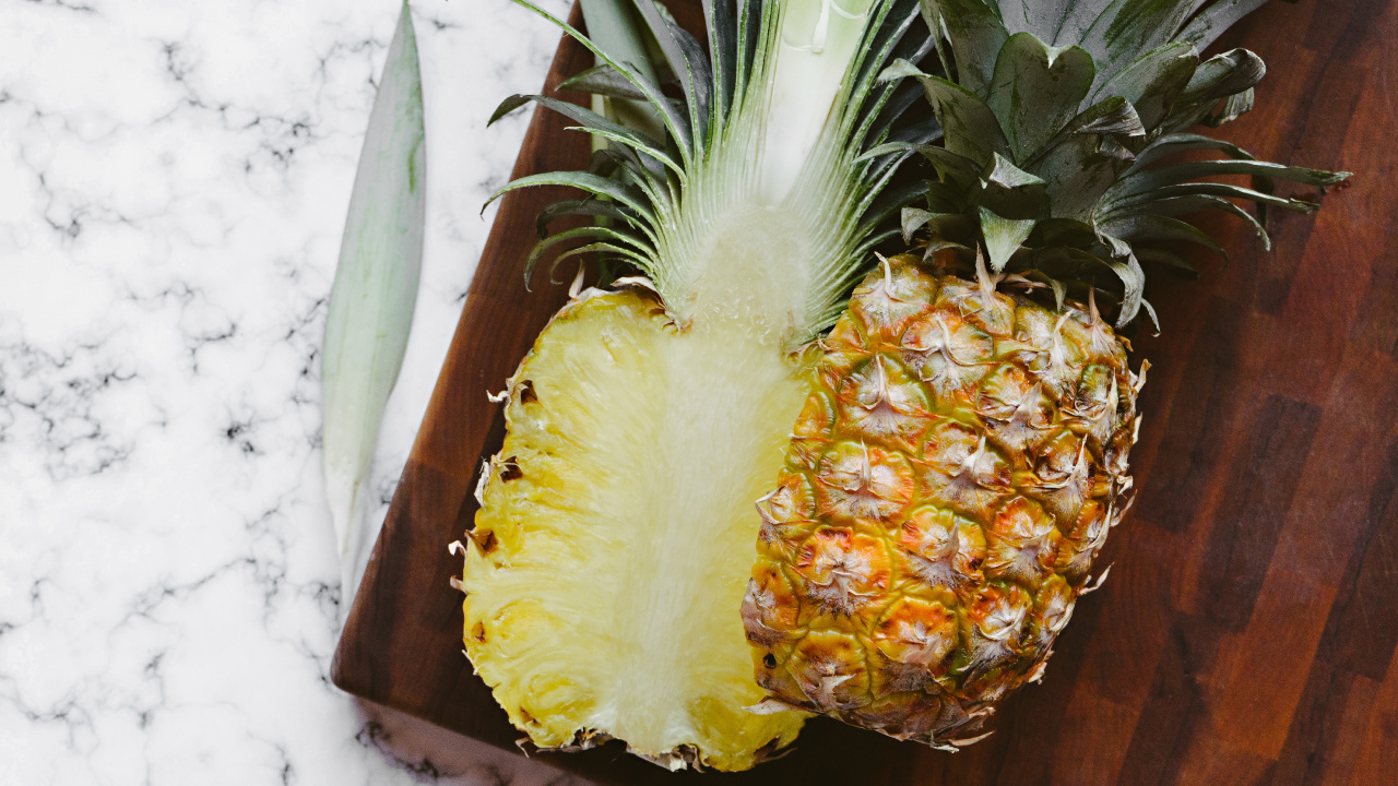 Ananas Jaune et Vert. Wallpaper in 1280x720 Resolution