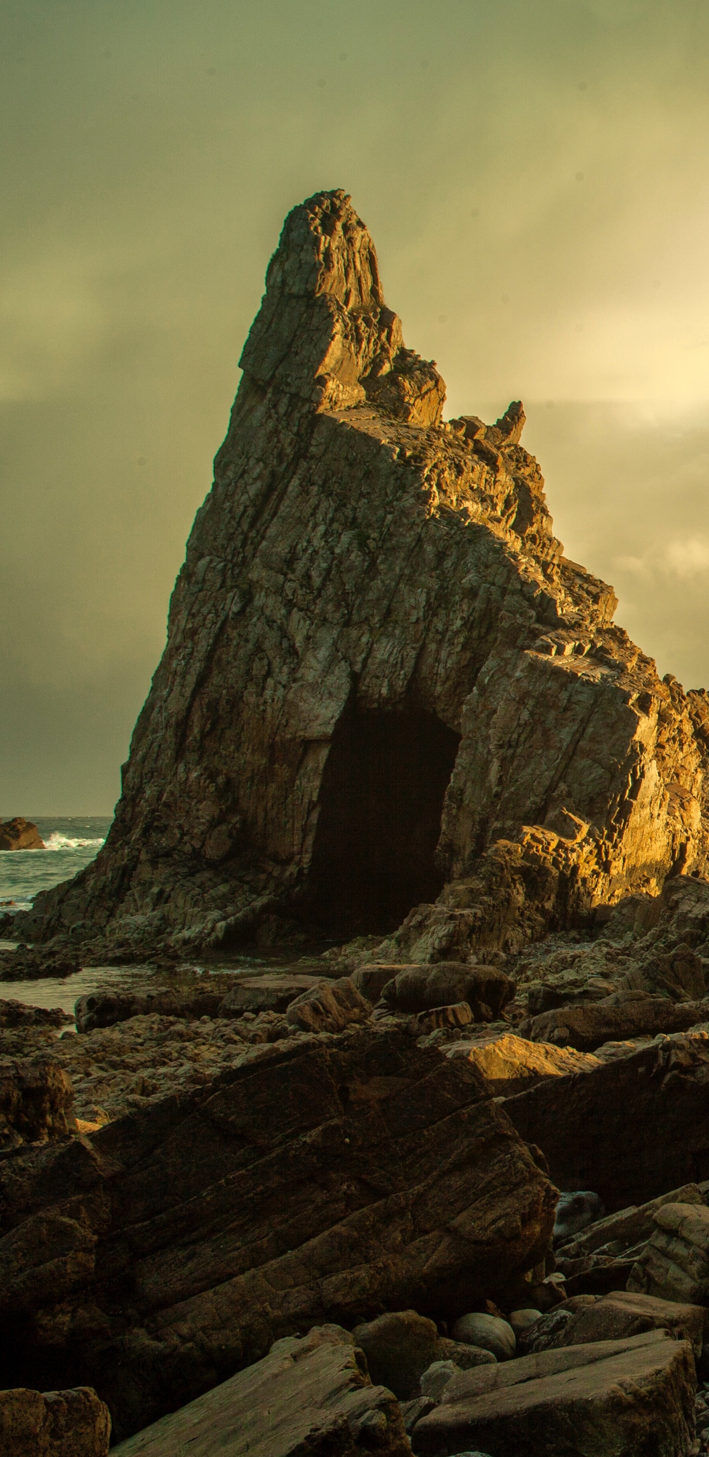 Natur, Rock, Naturlandschaft, Ödland, Cloud. Wallpaper in 1440x2960 Resolution