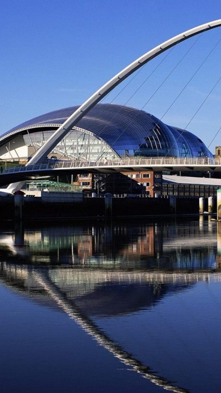 Sydney Opera House Near Body of Water During Daytime. Wallpaper in 720x1280 Resolution