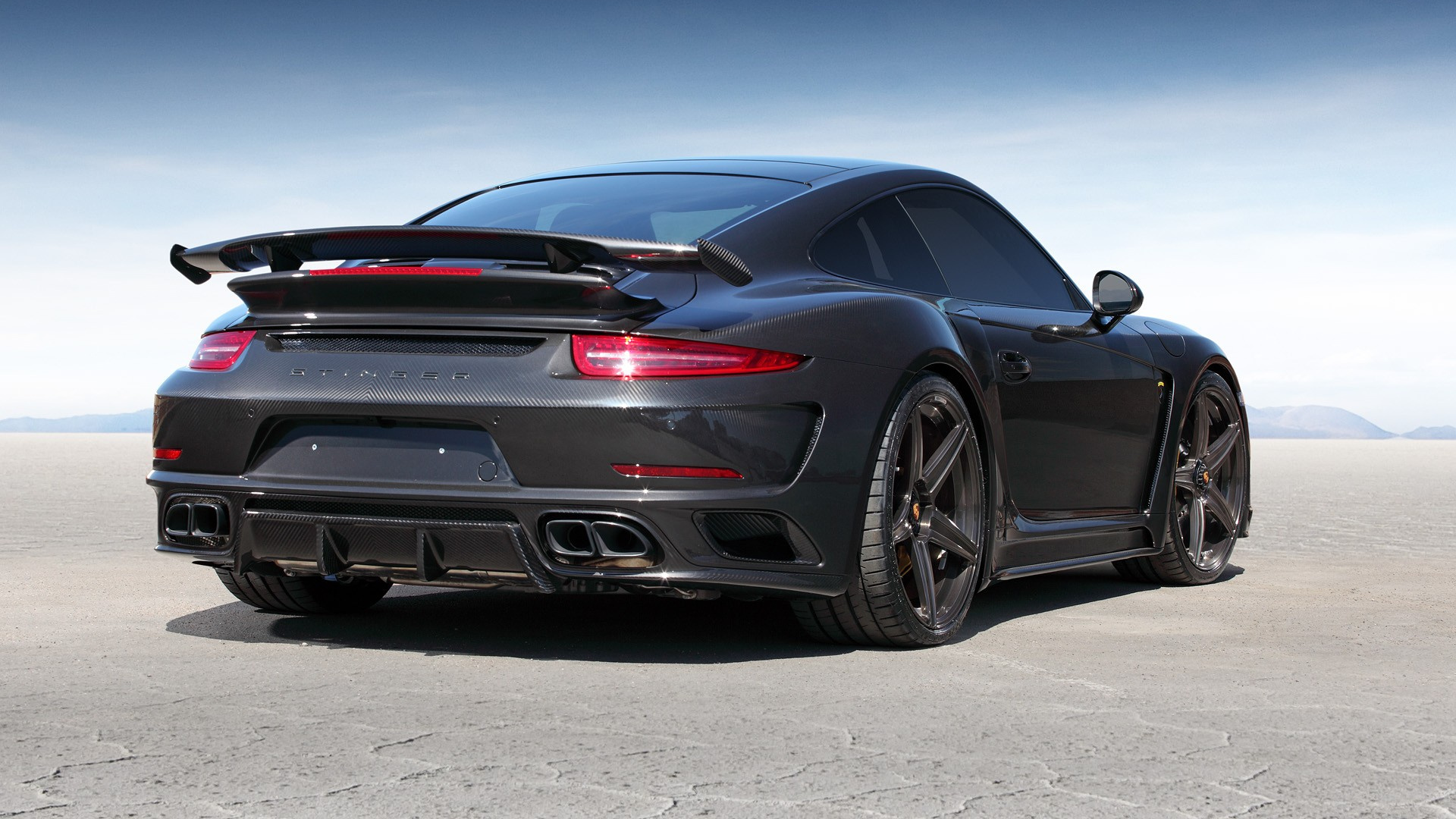 Schwarzer Porsche 911 Auf Grauem Bürgersteig. Wallpaper in 1920x1080 Resolution