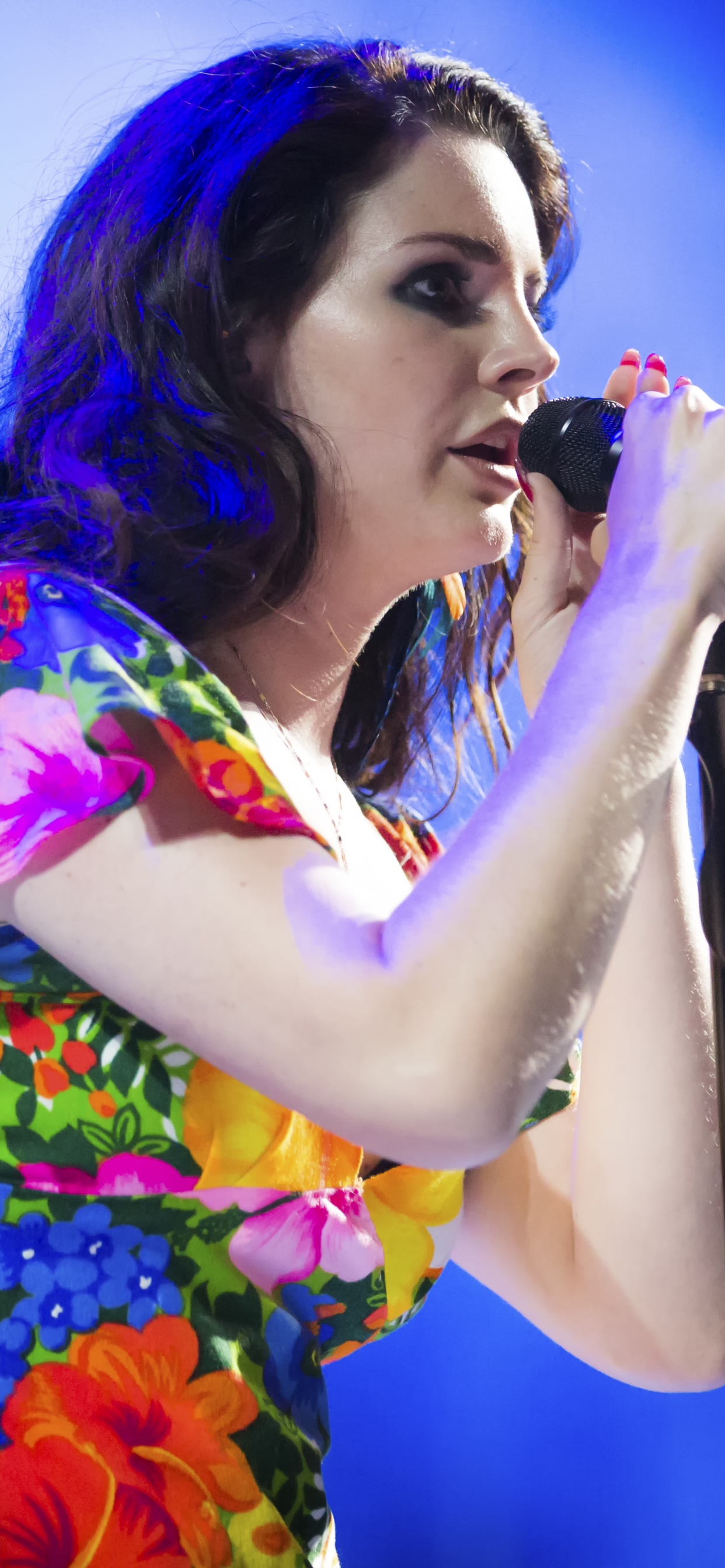 Lana Del Rey, Performance, Entertainment, Music Artist, Performing Arts. Wallpaper in 1242x2688 Resolution