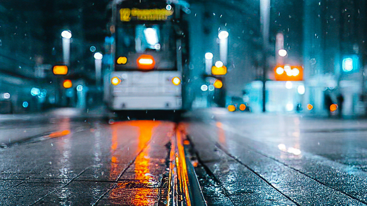 Reflexion, Automotive Lighting, Blau, Infrastruktur, Asphalt. Wallpaper in 1280x720 Resolution