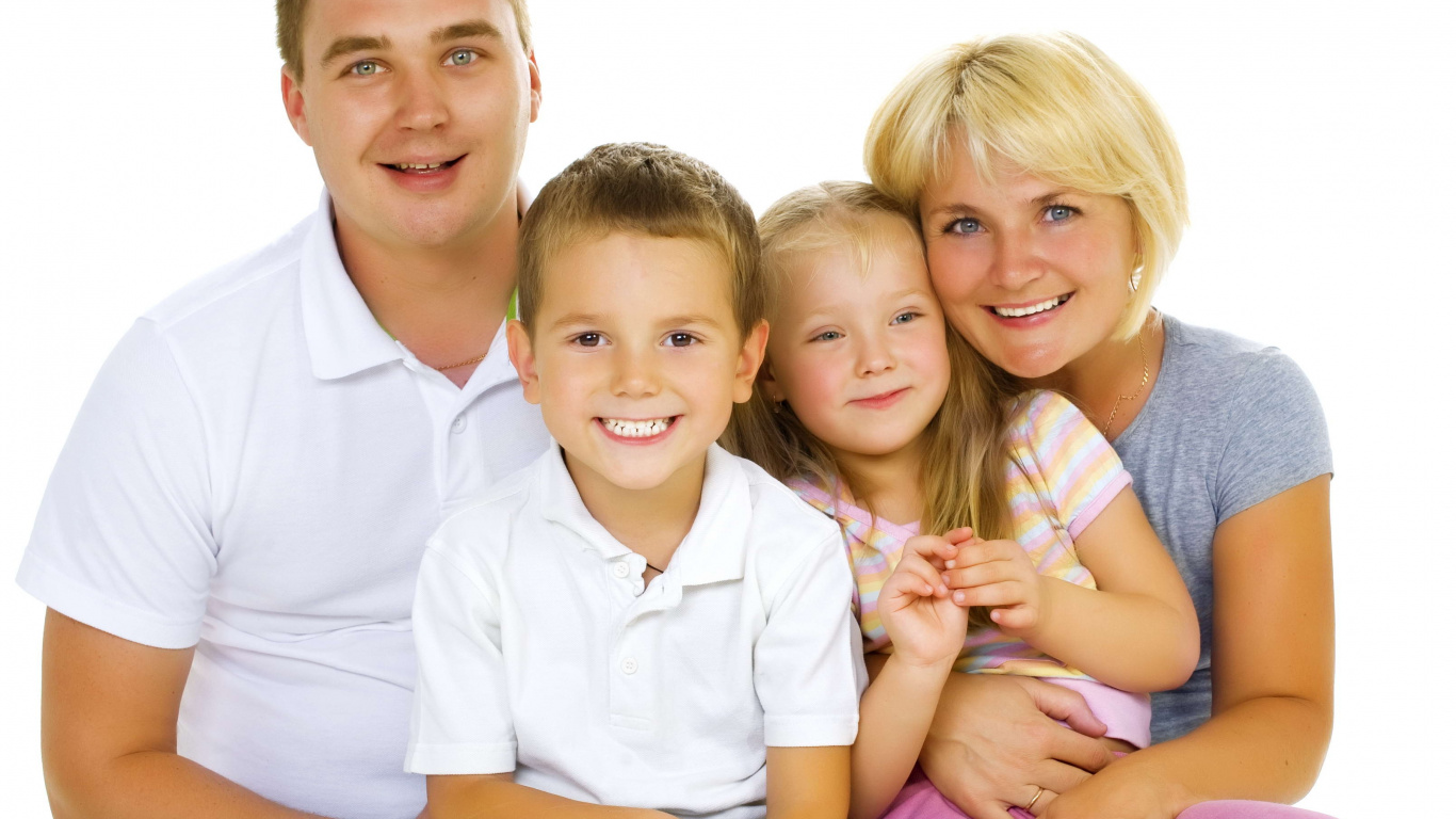 Personas, Diversión, Familia, Felicidad, Padre. Wallpaper in 1366x768 Resolution