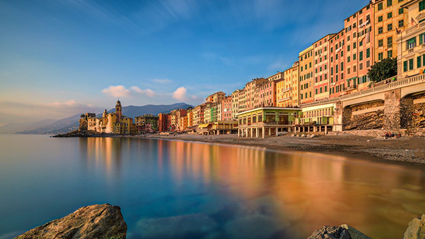 Body of Water Between Buildings During Daytime. Wallpaper in 1366x768 Resolution