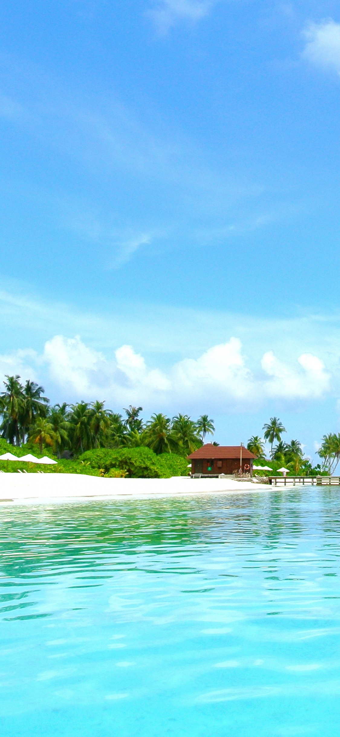 White Boat on Body of Water During Daytime. Wallpaper in 1125x2436 Resolution