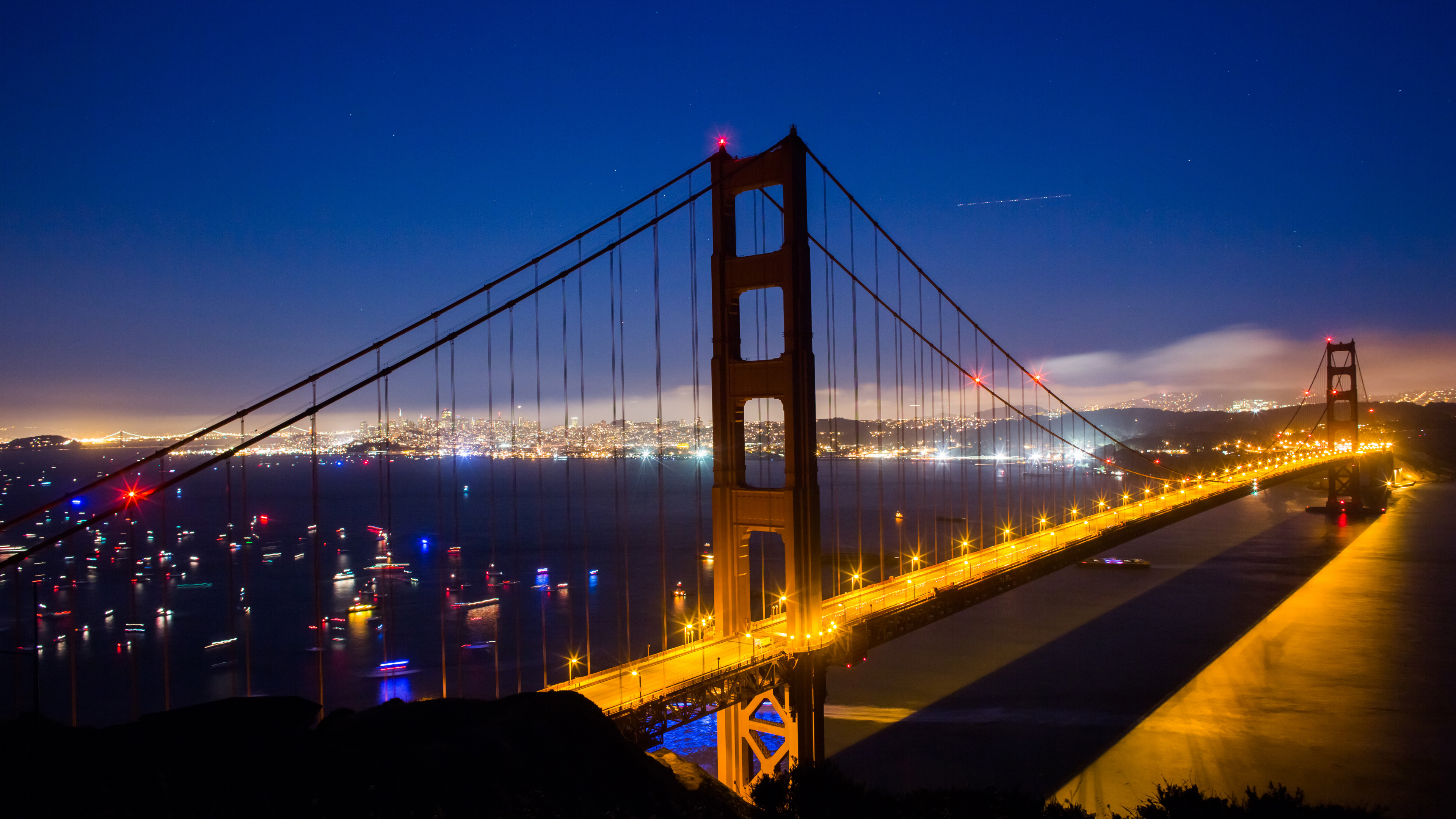 Golden Gate Bridge Bei Nacht Night. Wallpaper in 3840x2160 Resolution