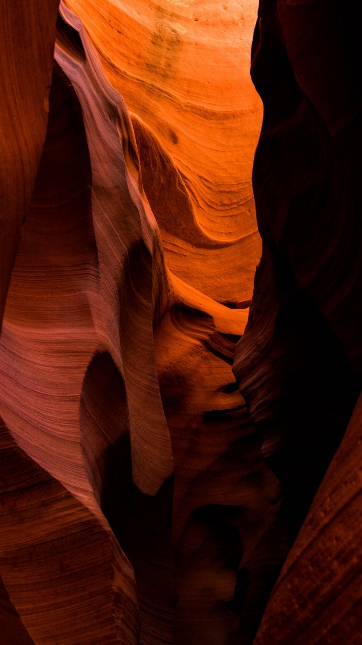 Braune Holzoberfläche Mit Brauner Holzoberfläche. Wallpaper in 720x1280 Resolution