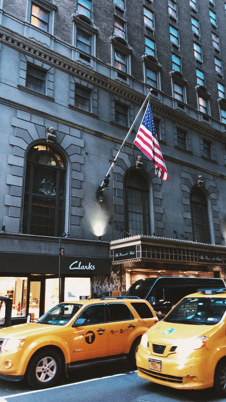 Yellow Taxi Cab on Road Near Building During Daytime. Wallpaper in 750x1334 Resolution