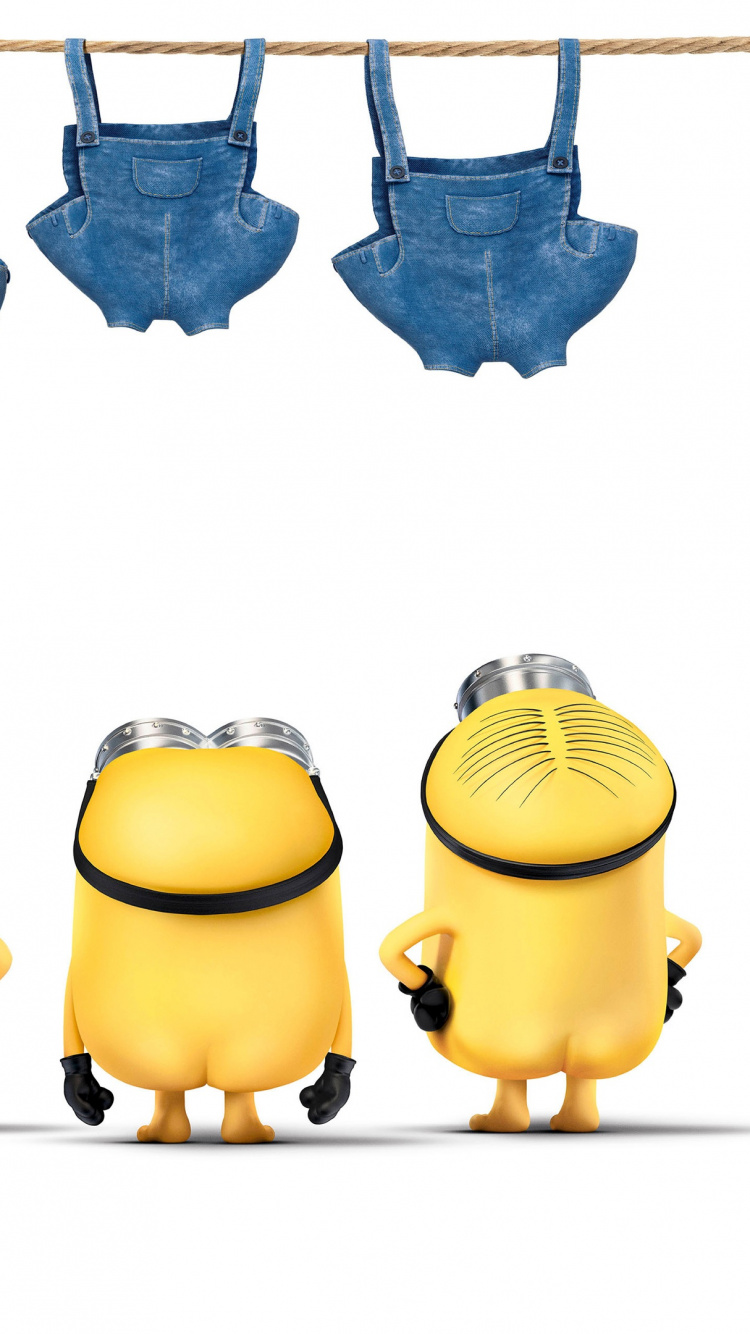 3 Blaue Und Gelbe Kerzenhalter. Wallpaper in 750x1334 Resolution