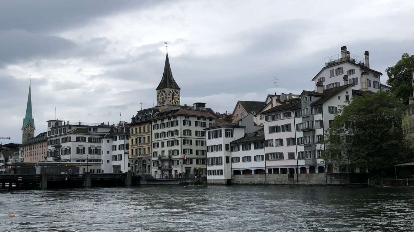 Limmat, Grossmnster, Water, Waterway, Facade. Wallpaper in 1366x768 Resolution