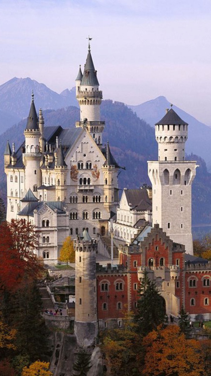 White and Brown Concrete Castle on Mountain. Wallpaper in 720x1280 Resolution