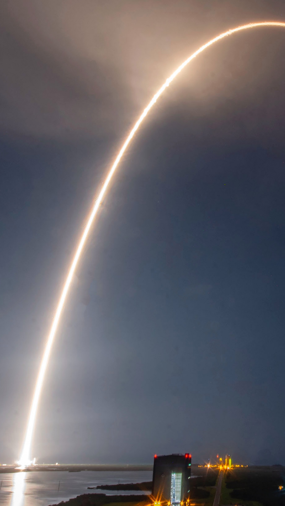 SpaceX, Starlink, Spacex Crew-1, Low Earth Orbit, Crew Dragon Demo-2. Wallpaper in 1080x1920 Resolution