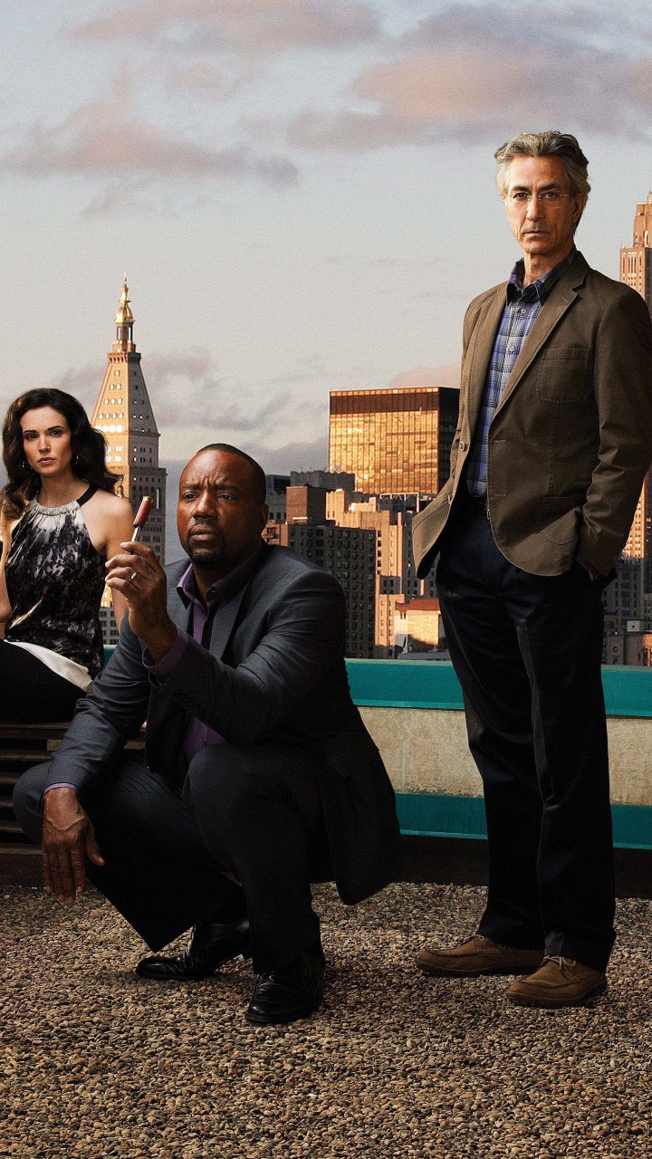 Group of People Sitting on Bench. Wallpaper in 720x1280 Resolution