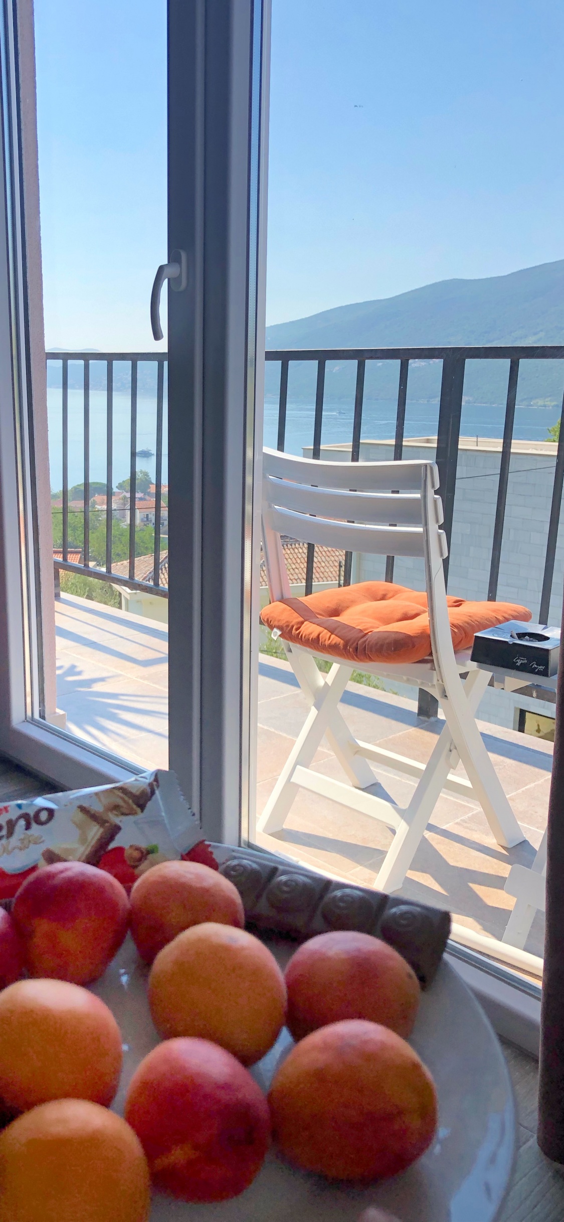 Producir, Alimento, Alimentos Naturales, la Comida Local, Melocotón. Wallpaper in 1125x2436 Resolution