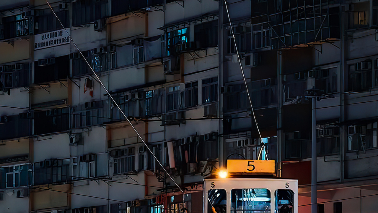 Bus, Edificio, Ventana, Electricidad, Torre de Bloques. Wallpaper in 1280x720 Resolution