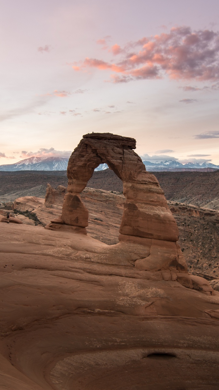 Arches National Park, Moab, Salt Lake City, Centre D'accueil de L'île Dans le Ciel, Voyage. Wallpaper in 720x1280 Resolution