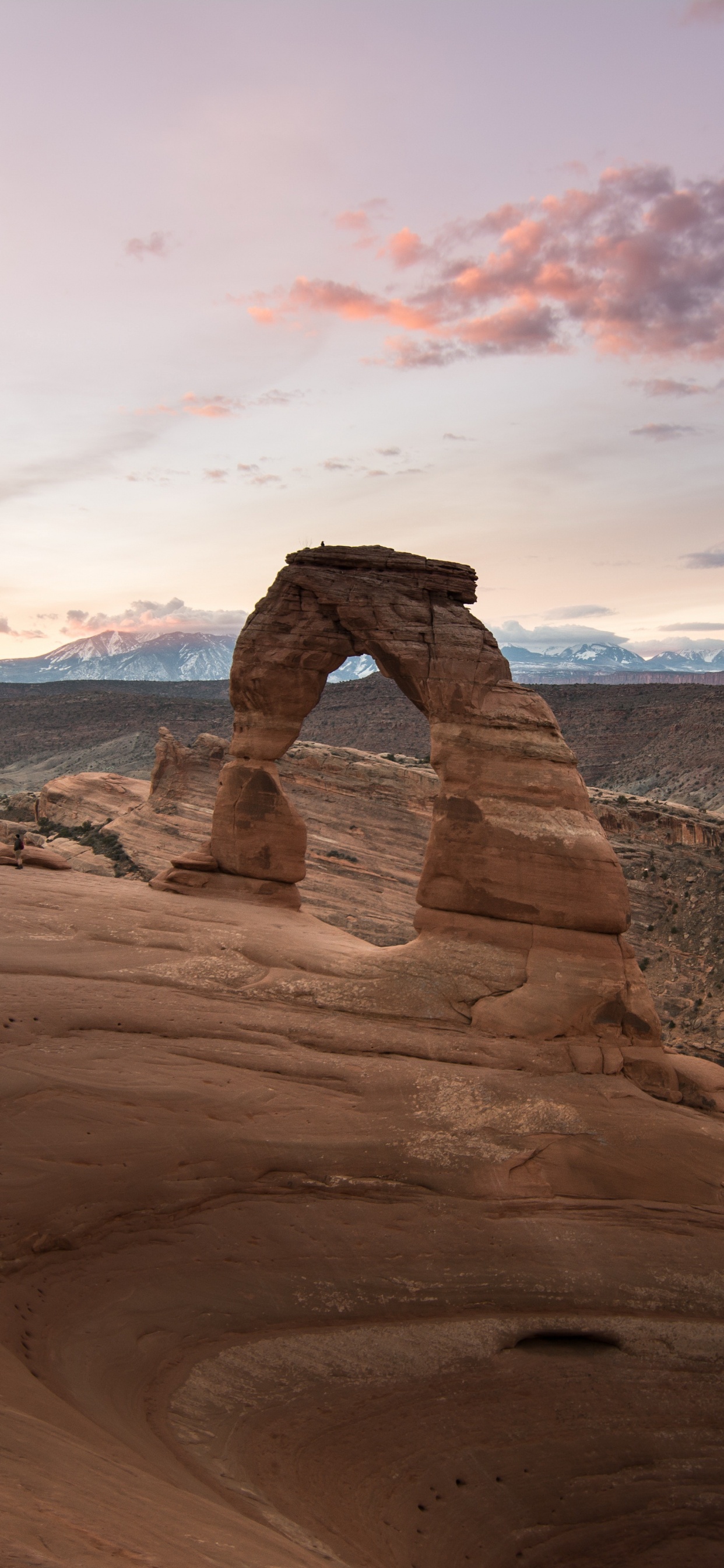 Arches National Park, Moabiter, Salt Lake City, Insel im Himmel Besucherzentrum, Reise. Wallpaper in 1242x2688 Resolution
