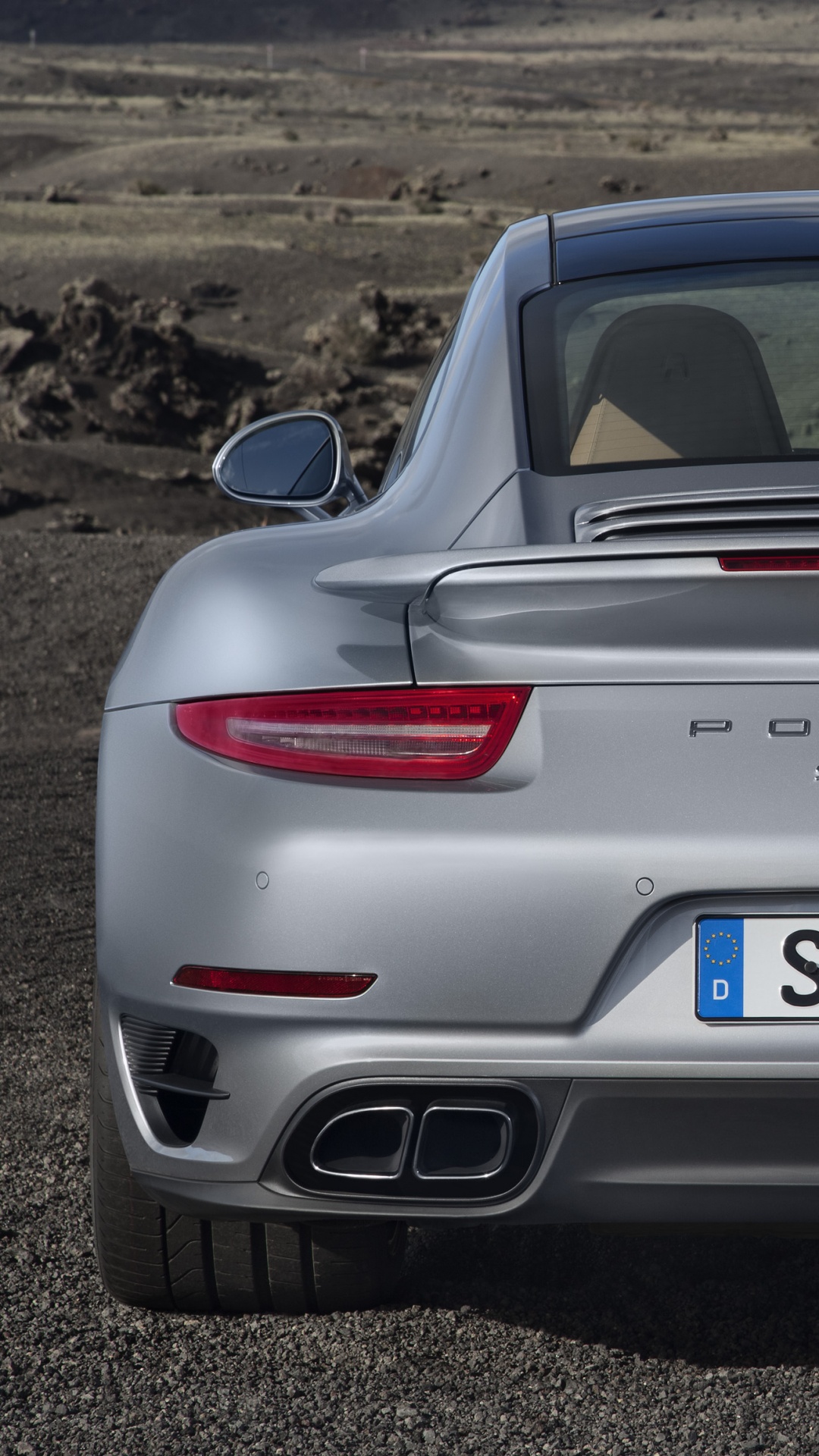 Weißer Bmw m 3 Tagsüber Unterwegs. Wallpaper in 1080x1920 Resolution