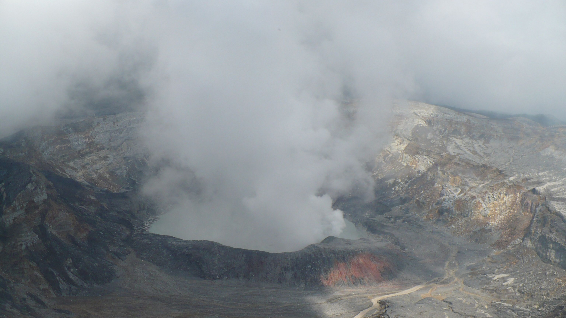 Montaña Gris y Marrón Con Nubes Blancas. Wallpaper in 1920x1080 Resolution