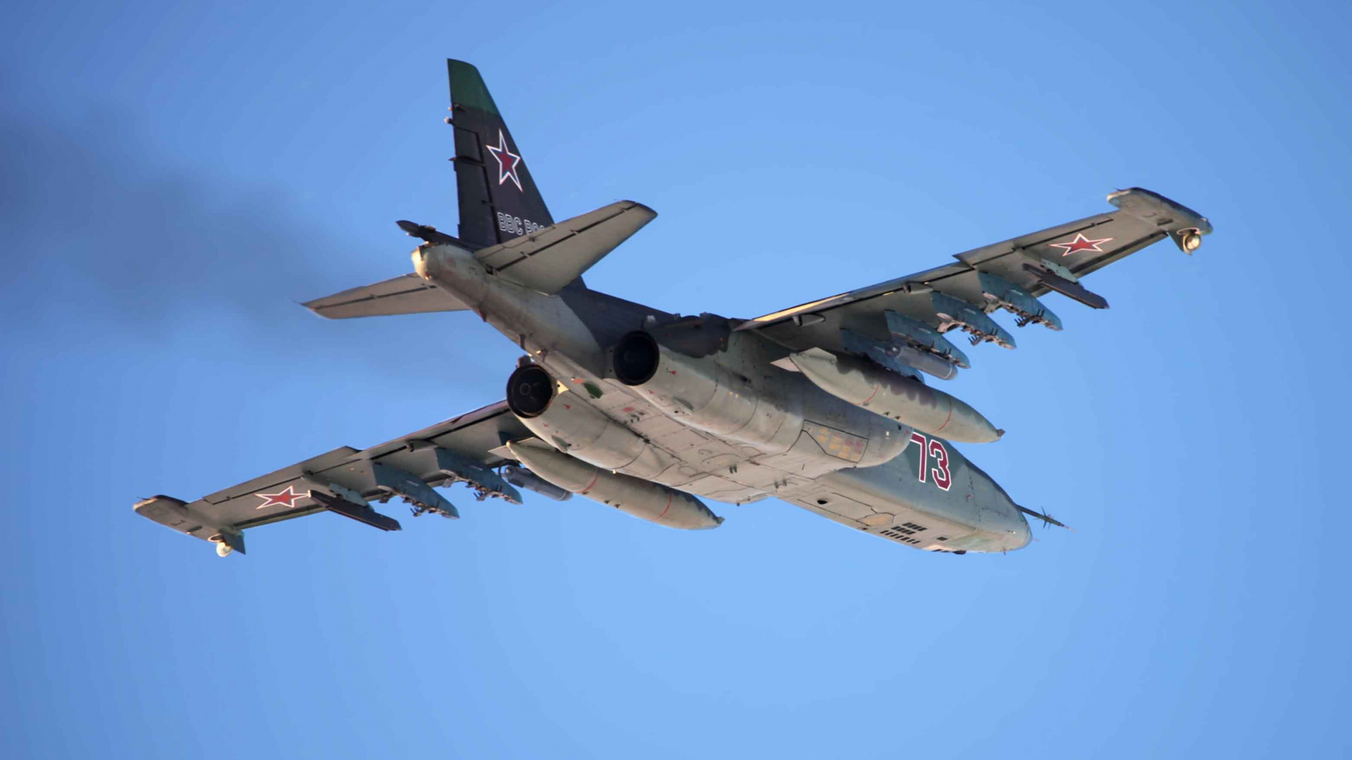 Weißes Und Blaues Flugzeug in Der Luft Tagsüber. Wallpaper in 1920x1080 Resolution