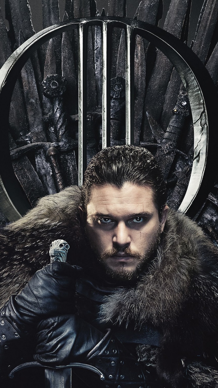 Homme en Blouson de Cuir Noir Assis Sur Une Chaise en Bois Noir. Wallpaper in 720x1280 Resolution