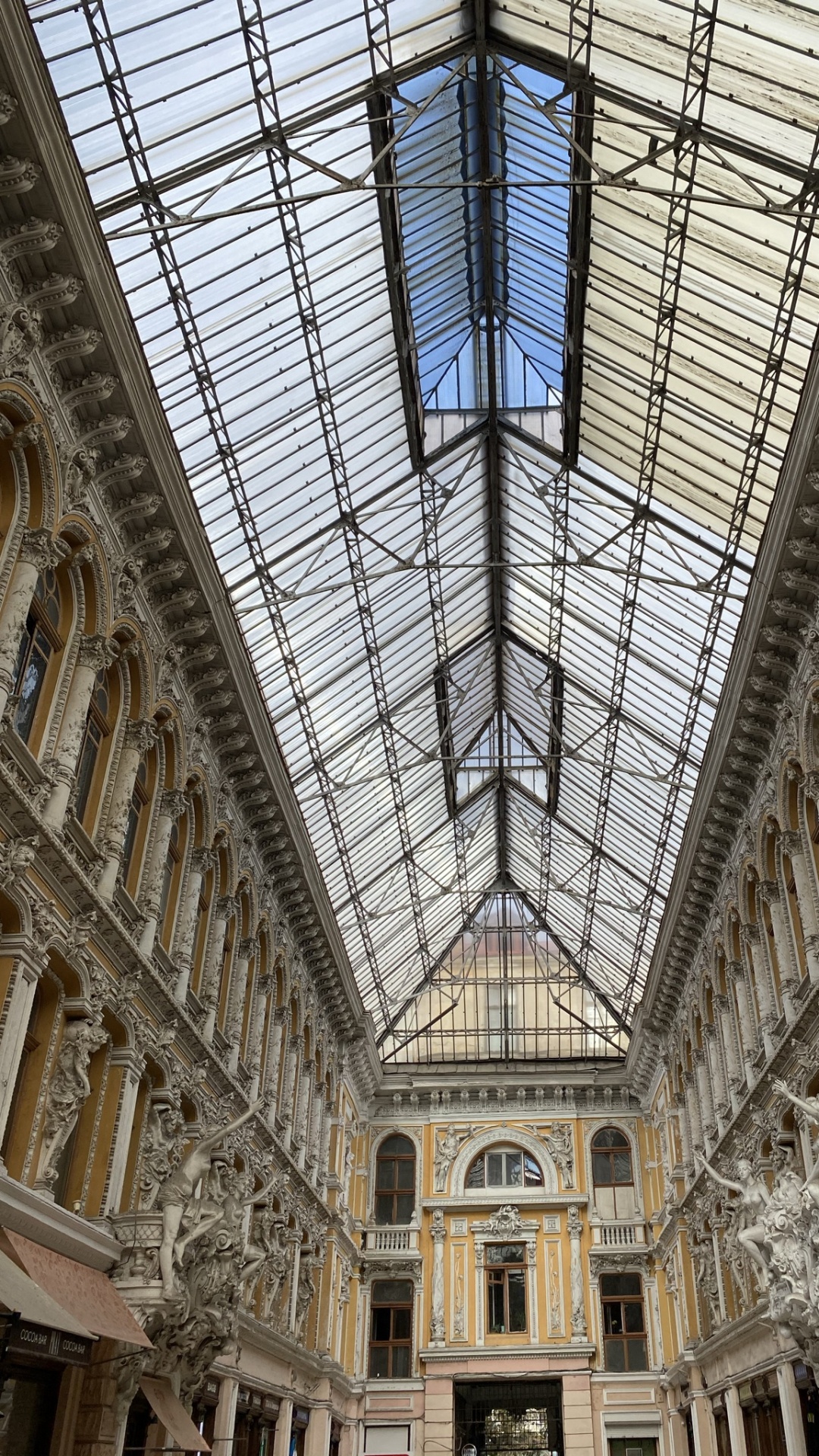 Passage Hotel, Classical Architecture, Faade, Tourist Attraction, Ceiling. Wallpaper in 1080x1920 Resolution