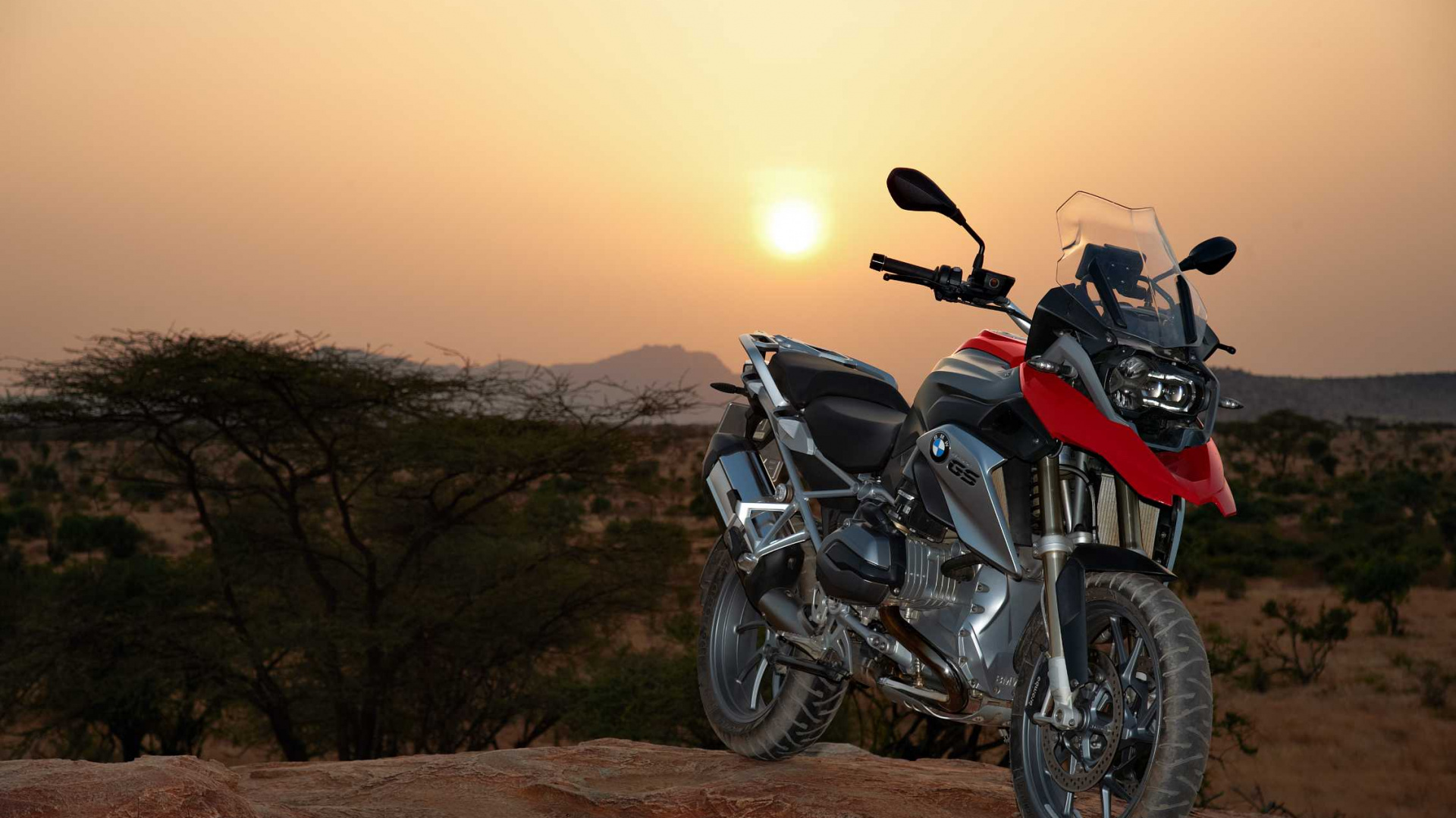 Black and Red Naked Motorcycle on Brown Dirt Road During Daytime. Wallpaper in 1920x1080 Resolution